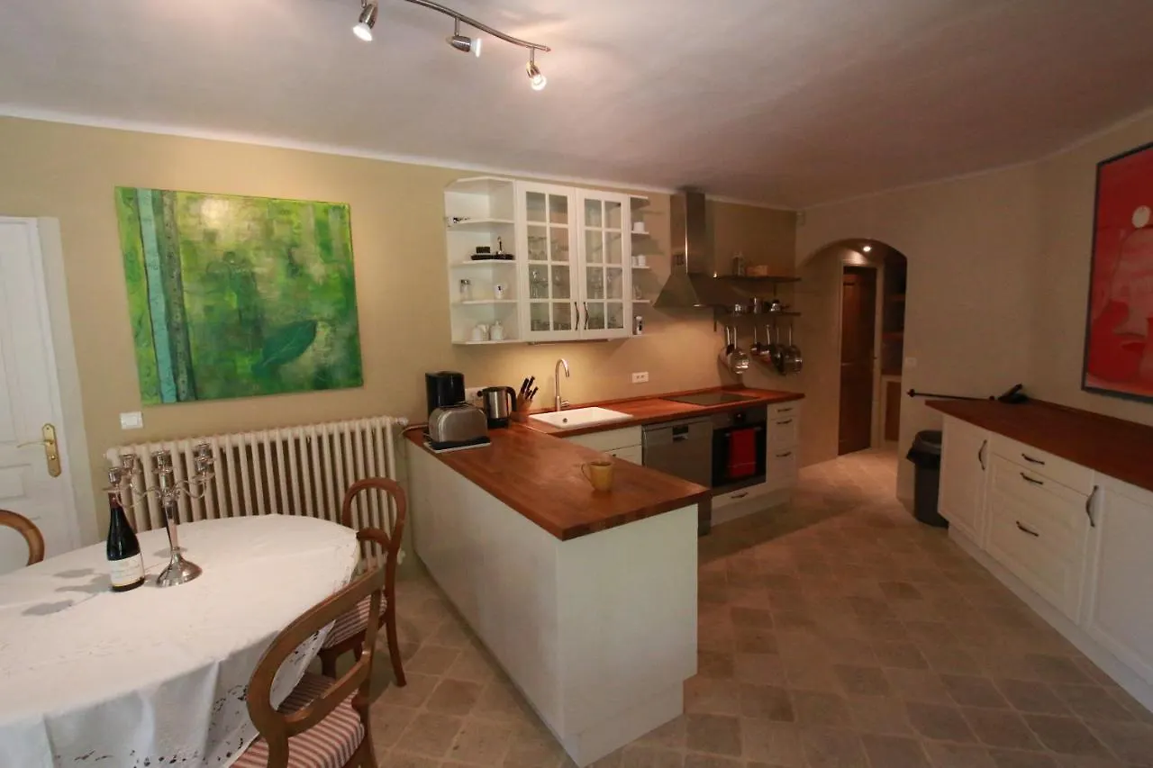 The Willow Tree Le Thor Apartment